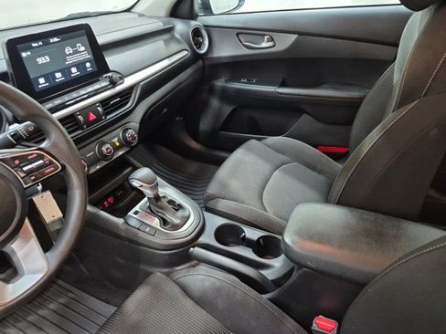 Certified 2021 Kia Forte LXS FWD image 24