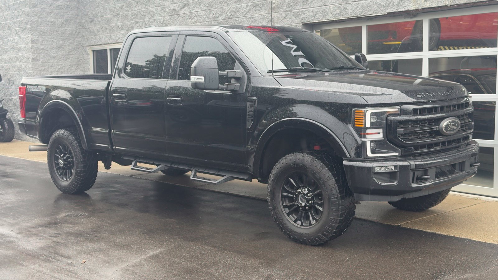 Used 2022 Ford F250 Lariat w/ Tremor Off-Road Package AWD/4WD image 8