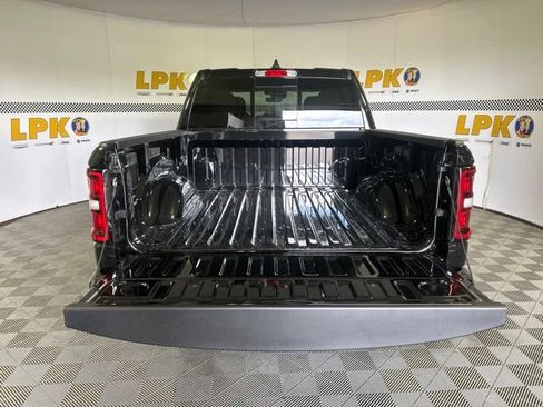 New 2026 RAM 1500 Express AWD/4WD image 5
