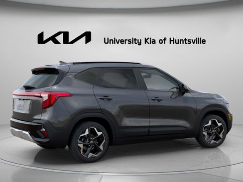 New 2026 Kia Seltos S FWD image 8