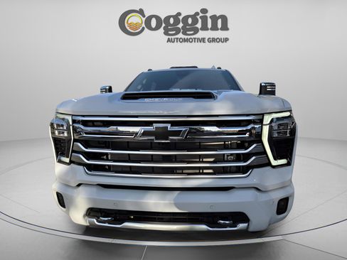 New 2026 Chevrolet Silverado 3500 High Country w/ High Country Premium Package image 6