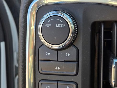 Used 2022 GMC Sierra 3500 SLE w/ SLE Value Package image 35