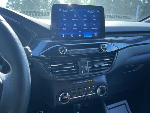 Used 2024 Ford Escape ST-Line image 14