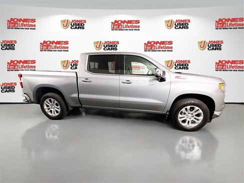 Used 2024 Chevrolet Silverado 1500 LTZ w/ LTZ Convenience Package II image 18