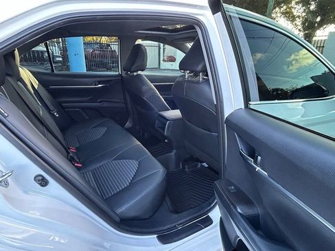 Used 2024 Toyota Camry SE w/ Convenience Package image 33