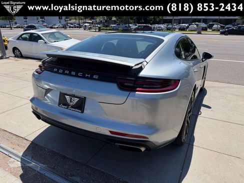 Used 2019 Porsche Panamera image 7