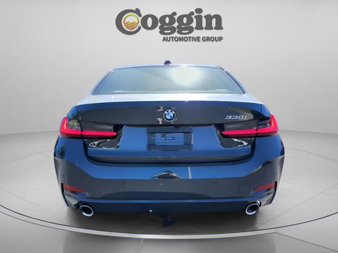New 2026 BMW 330i Sedan w/ Premium Package image 5