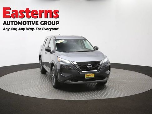 Used 2023 Nissan Rogue S AWD/4WD image 51