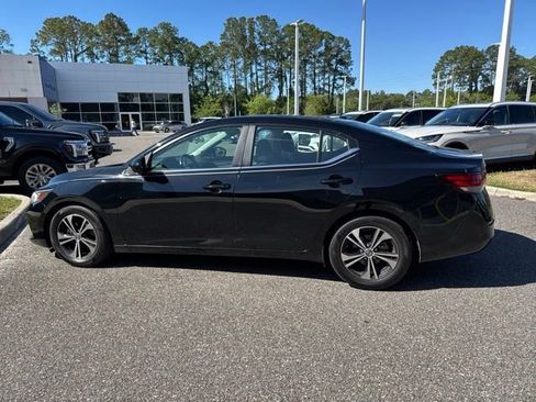 Used 2021 Nissan Sentra SV FWD image 12
