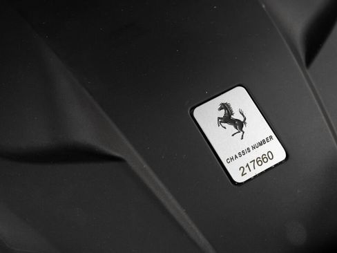 Used 2016 Ferrari California T RWD image 22