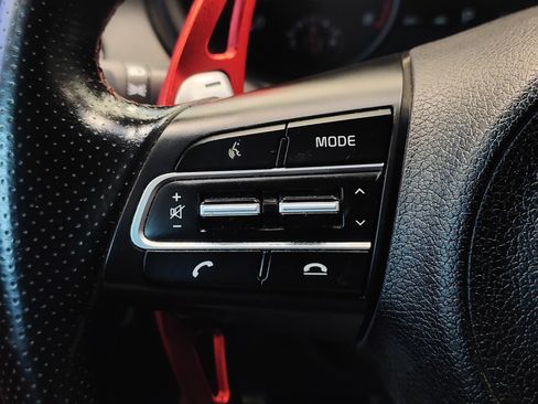 Used 2019 Kia Stinger GT1 RWD image 17