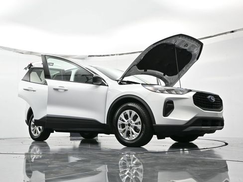 Used 2023 Ford Escape Active image 48