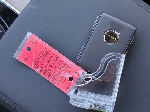 Used 2026 Volvo XC90 B6 Plus w/ Protection Package Premier image 33