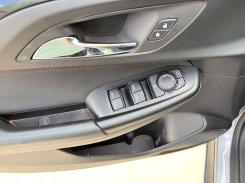 Used 2023 Chevrolet TrailBlazer RS w/ Convenience Package image 21