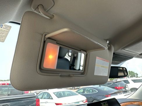 Used 2023 Nissan Armada SL w/ Cargo Package AWD/4WD image 85