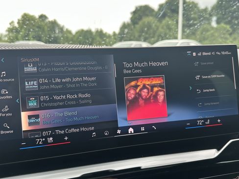 Used 2026 BMW 530i xDrive w/ M Sport Package image 22