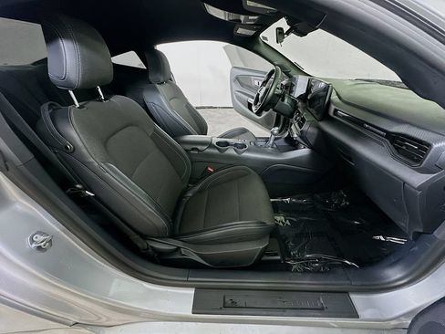 Used 2024 Ford Mustang Coupe RWD image 12