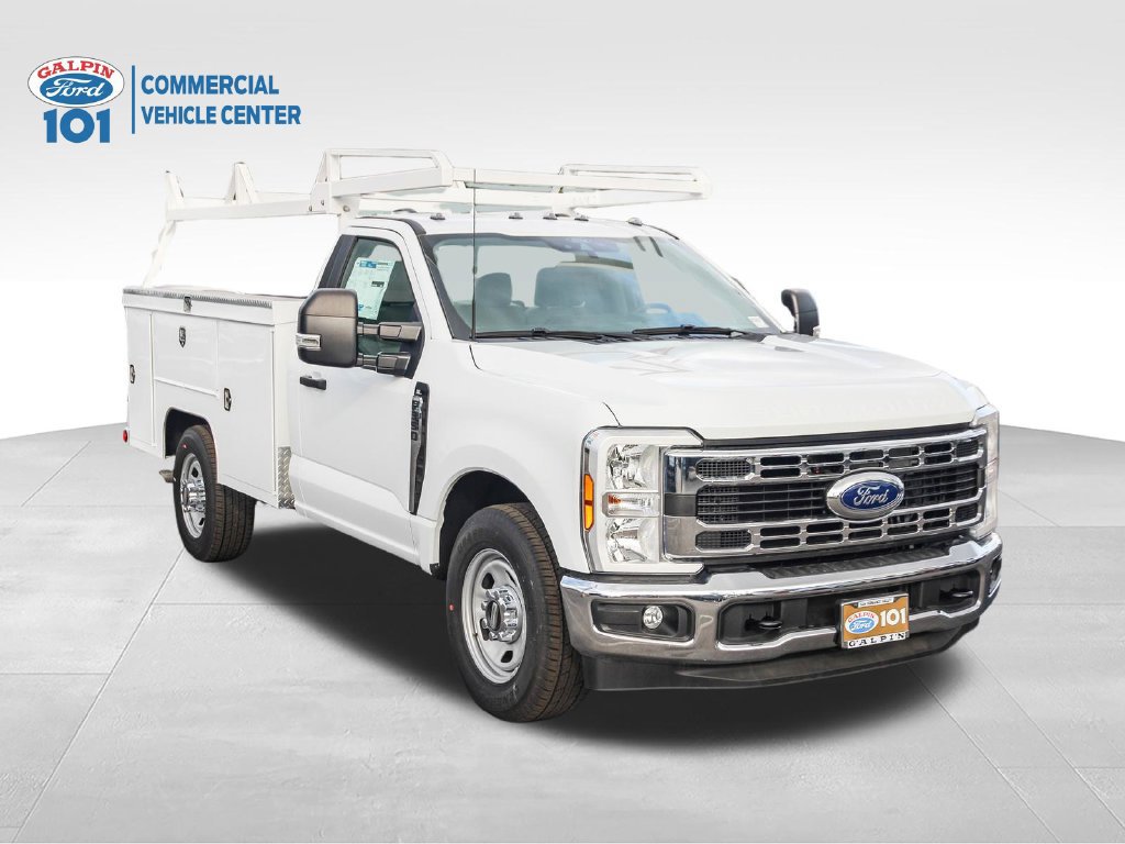 New 2025 Ford F350 XL w/ XL Chrome Package RWD image 3