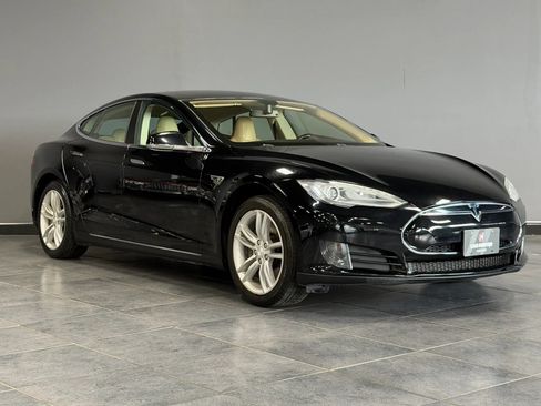Used 2013 Tesla Model S RWD image 3