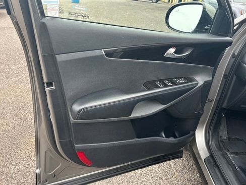 Used 2019 Kia Sorento EX w/ EX Touring Package image 11