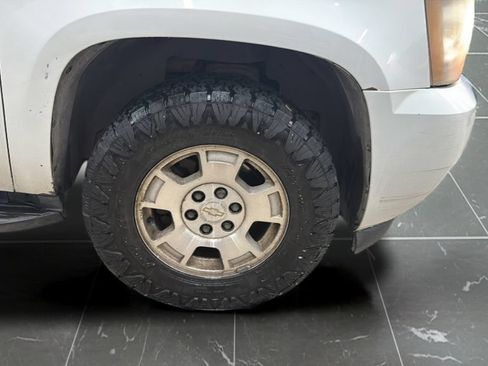 Used 2007 Chevrolet Tahoe LT w/ LT Preferred Equipment Group AWD/4WD image 16