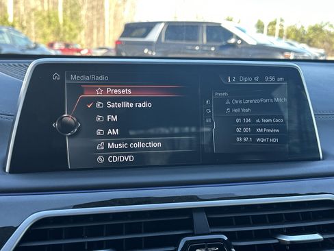 Used 2017 BMW 750i xDrive image 8