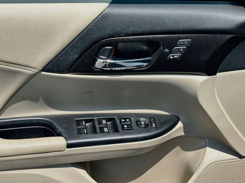 Used 2015 Honda Accord EX-L image 19