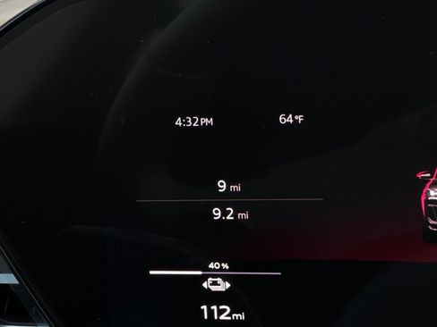 New 2025 Audi Q6 e-tron Premium Plus image 24