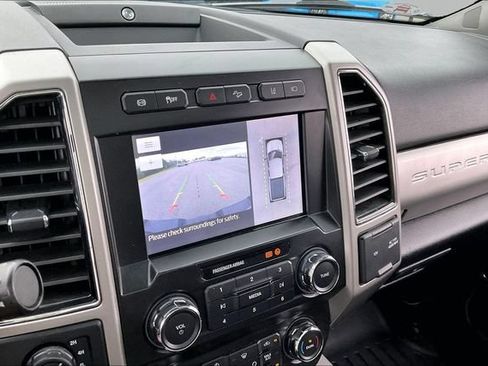 Used 2021 Ford F250 Lariat w/ Lariat Ultimate Package AWD/4WD image 11