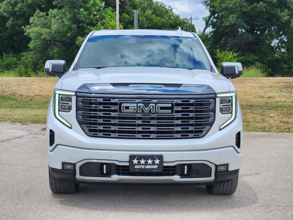 Used 2024 GMC Sierra 1500 Denali Ultimate AWD/4WD image 2