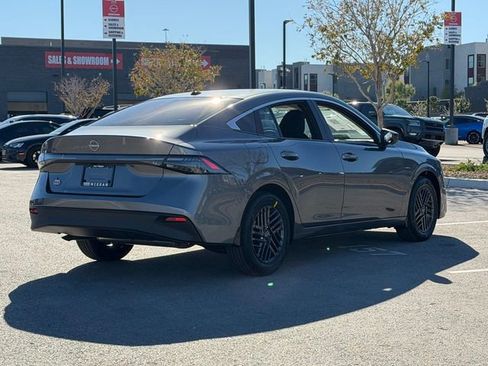New 2026 Nissan Sentra SV image 6