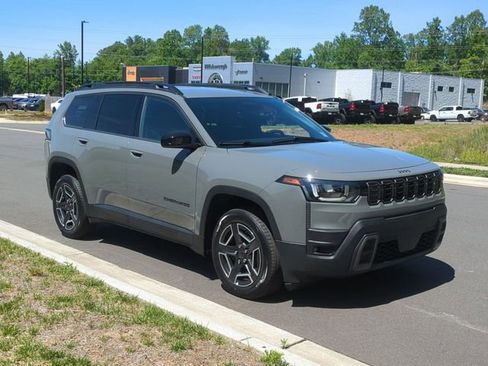 New 2026 Jeep Cherokee Laredo AWD/4WD image 15