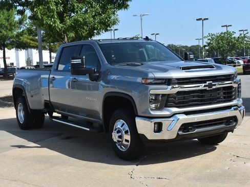 New 2026 Chevrolet Silverado 3500 LT w/ All Star Edition AWD/4WD image 3
