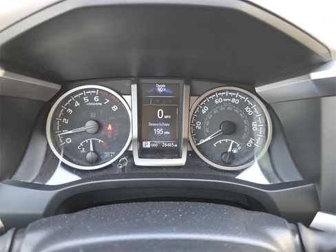 Used 2023 Toyota Tacoma SR5 w/ Technology Package image 31