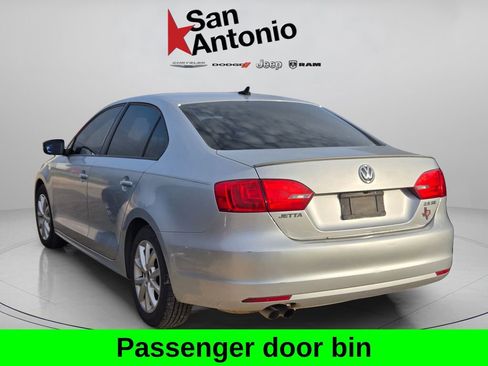 Used 2012 Volkswagen Jetta SE image 6