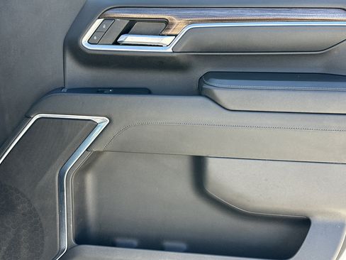 Used 2024 Chevrolet Silverado 2500 LT image 14