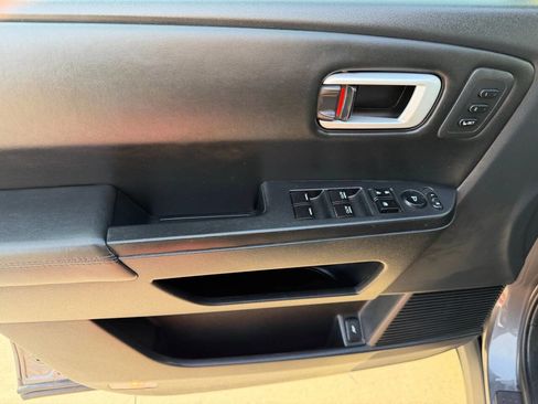 Used 2015 Honda Pilot Touring image 20