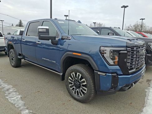 New 2026 GMC Sierra 3500 Denali Ultimate image 1