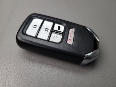 Used 2018 Honda Pilot EX-L image 32