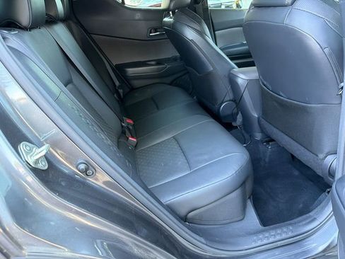 Used 2020 Toyota C-HR Limited FWD image 15