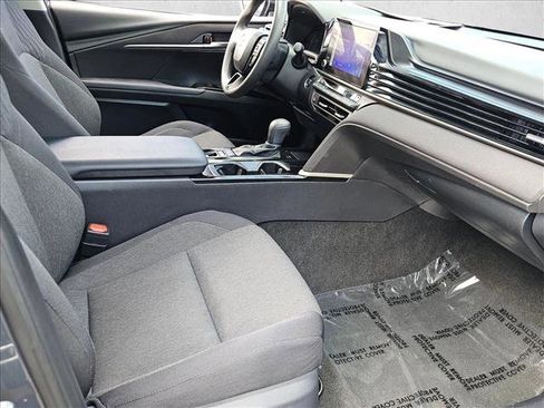 Used 2025 Toyota Camry LE image 23