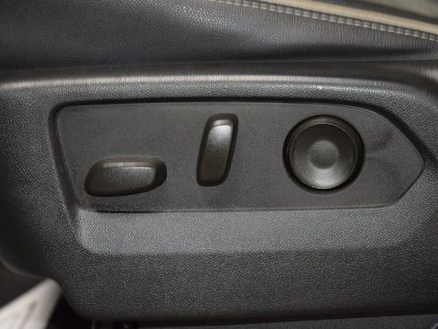 Used 2023 Chevrolet Tahoe Premier image 40