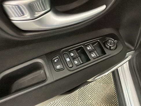 Used 2021 Jeep Renegade Sport AWD/4WD image 12