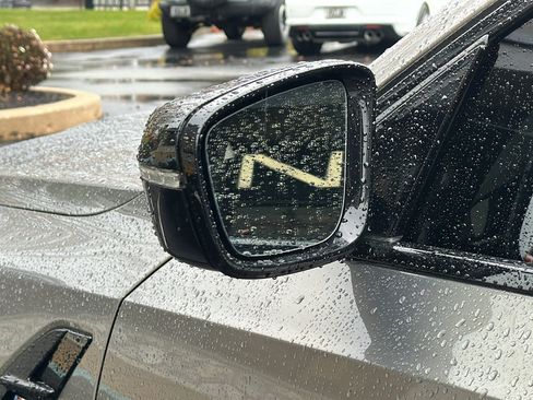 Used 2021 BMW M3 w/ Executive Package image 12