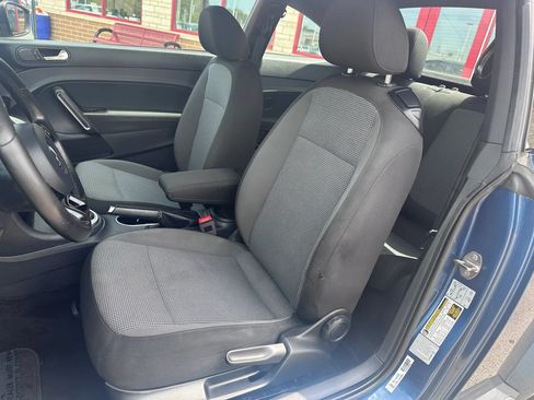 Used 2018 Volkswagen Beetle 2.0T S FWD image 10