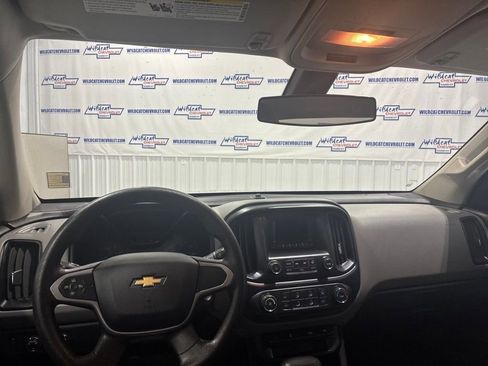 Used 2016 Chevrolet Colorado W/T w/ WT Convenience Package AWD/4WD image 2