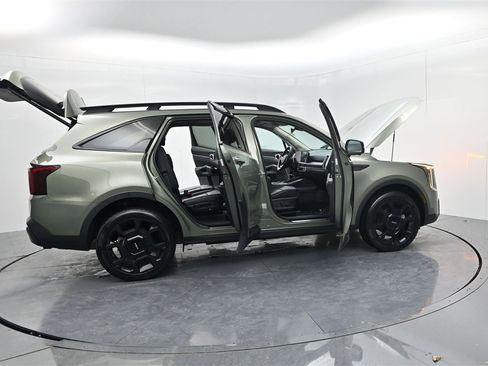 Certified 2024 Kia Sorento SX image 58