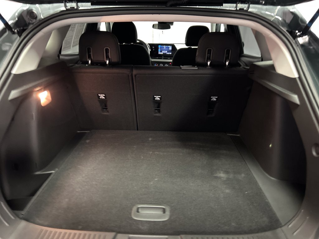 Used 2026 Chevrolet Trax LS w/ LS Convenience Package FWD image 21
