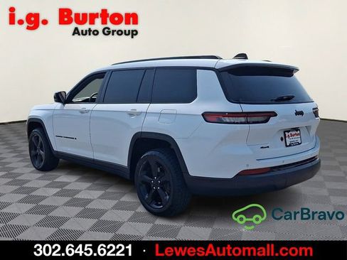Used 2023 Jeep Grand Cherokee L Laredo AWD/4WD image 4