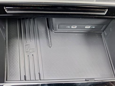 New 2026 Volkswagen Atlas SE image 17